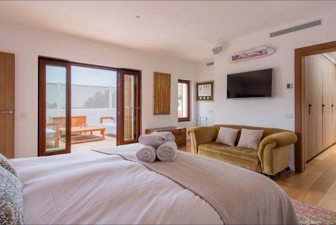 Room 7